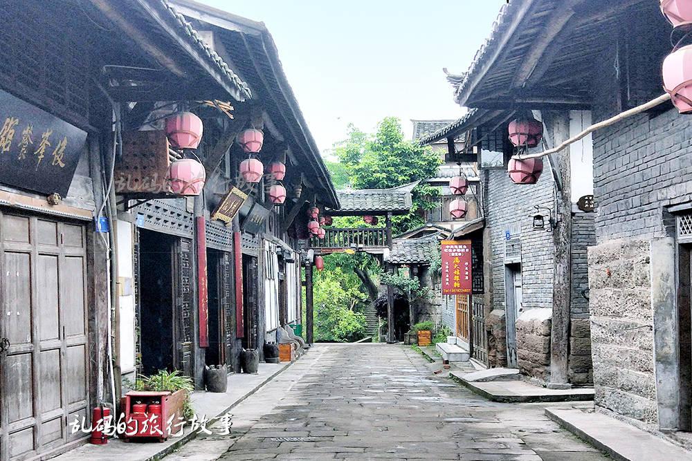 长方形周长200厘米，长与宽比3：2，求面积。